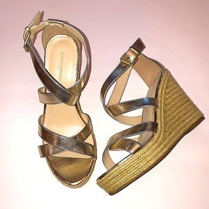 Banana Republic Gold Wedges - Size 7.5